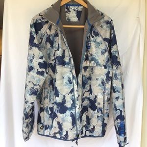 Huk jacket new with tag size L